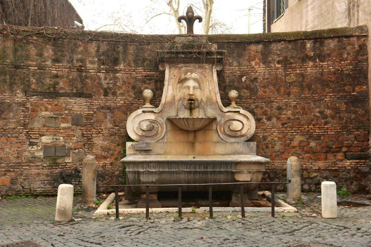 Caratteristico Appartamento A Piazza Navona Rom Exterior foto